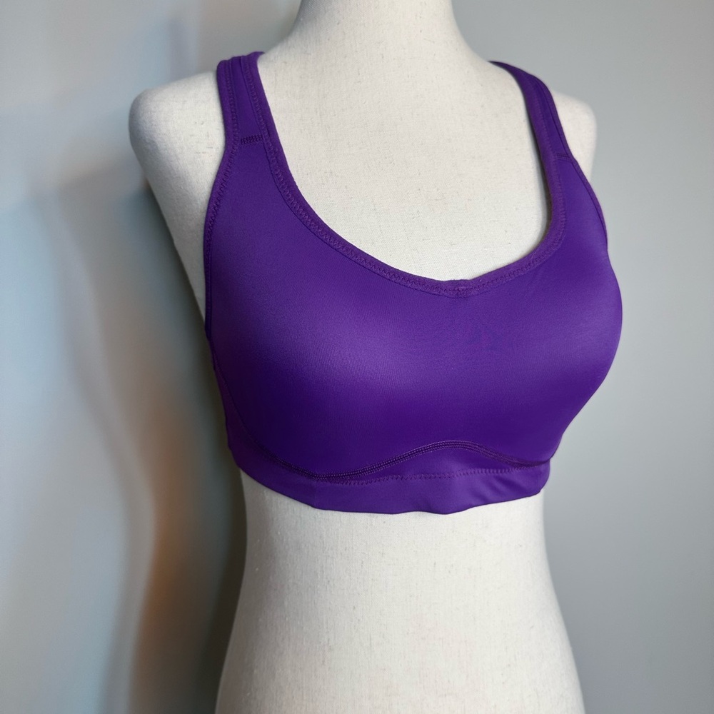 Sz 34D Lucy deep purple support sports bra hook and eye cross back